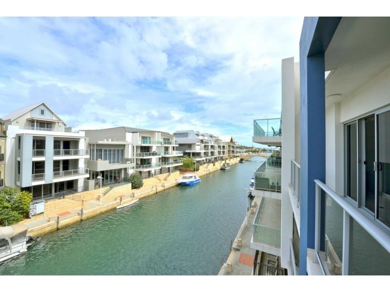 Unit 4/L7 Florian Mews, Mandurah WA 6210