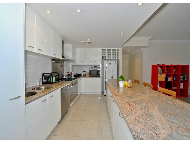 Unit 4/L7 Florian Mews, Mandurah WA 6210