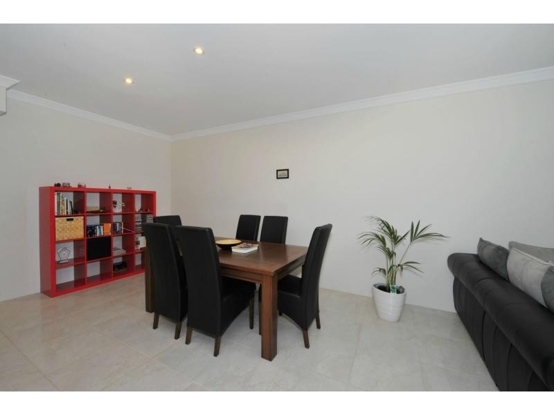 Unit 4/L7 Florian Mews, Mandurah WA 6210