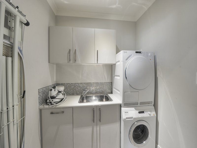 51b Halls Head Parade, Halls Head WA 6210