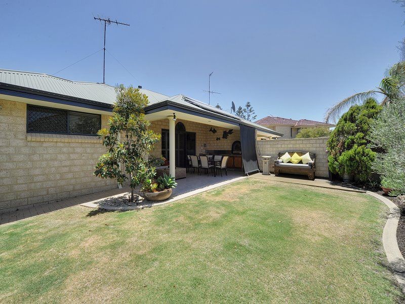 51b Halls Head Parade, Halls Head WA 6210