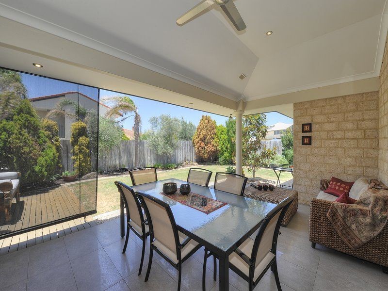 51b Halls Head Parade, Halls Head WA 6210