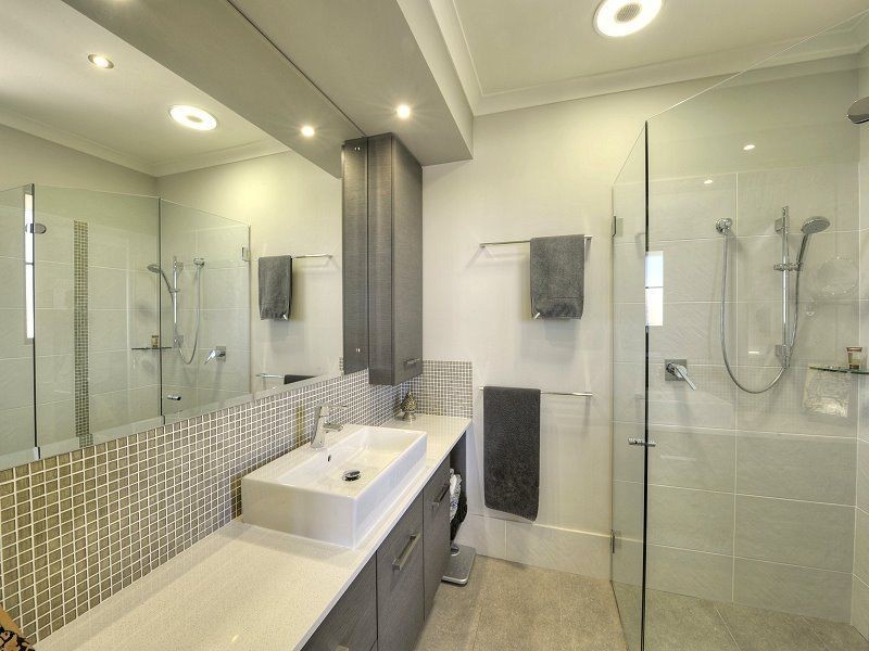 51b Halls Head Parade, Halls Head WA 6210