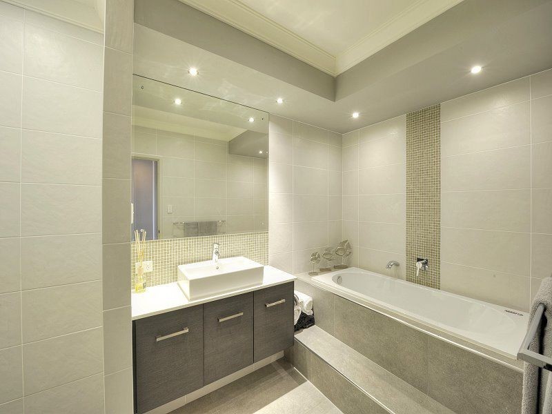 51b Halls Head Parade, Halls Head WA 6210