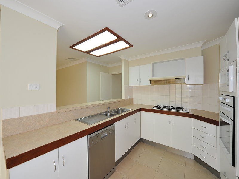 47 Blackwood Parade, Dudley Park WA 6210