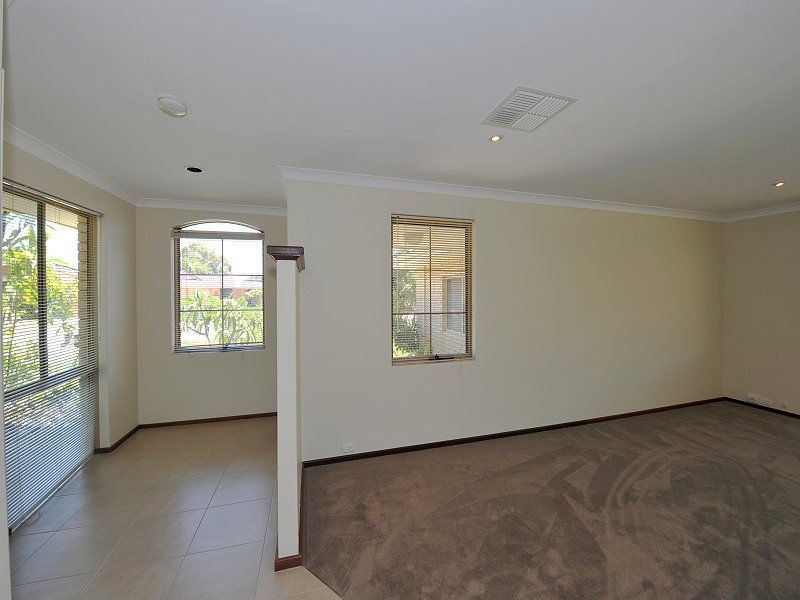 47 Blackwood Parade, Dudley Park WA 6210