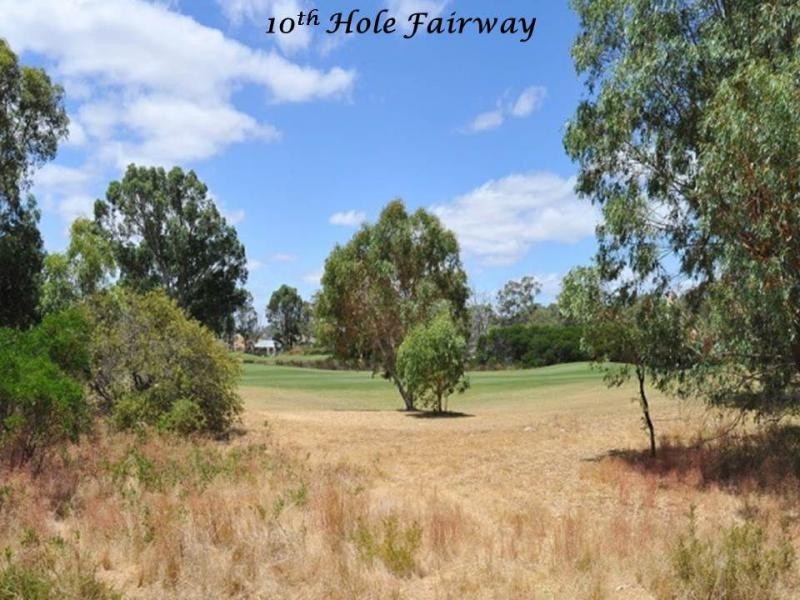 12 Monroe Retreat, Meadow Springs WA 6210