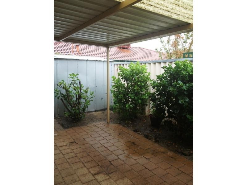 1b Jasmine Place, Halls Head WA 6210