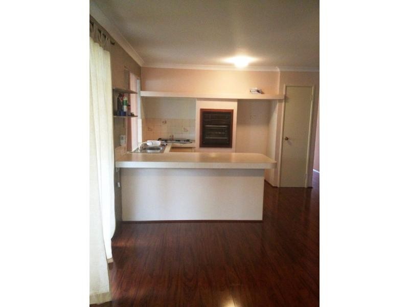 1b Jasmine Place, Halls Head WA 6210