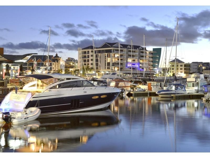 24/15 The Palladio , The Moorings, Mandurah WA 6210