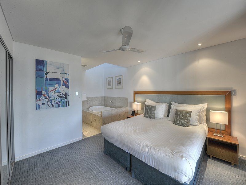 34/37 Dolphin Drive, Mandurah WA 6210