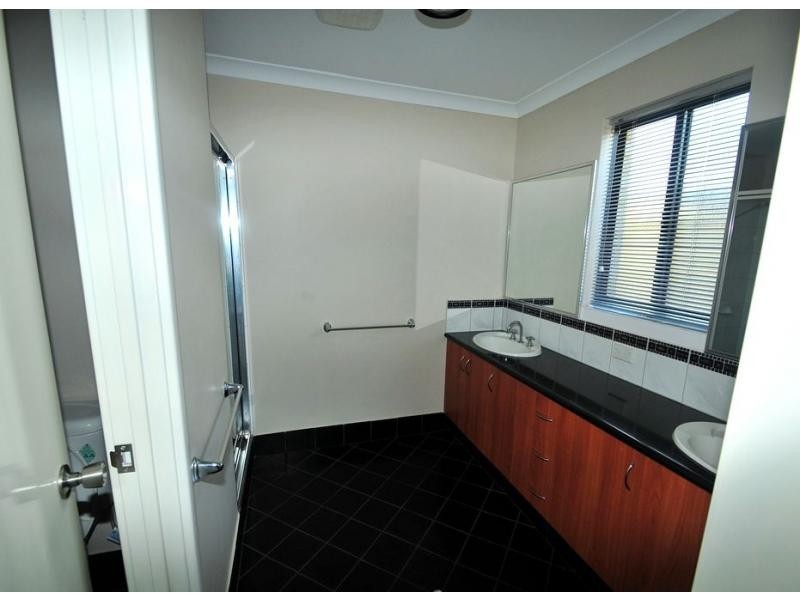 9 Duyfken Way, Dudley Park WA 6210