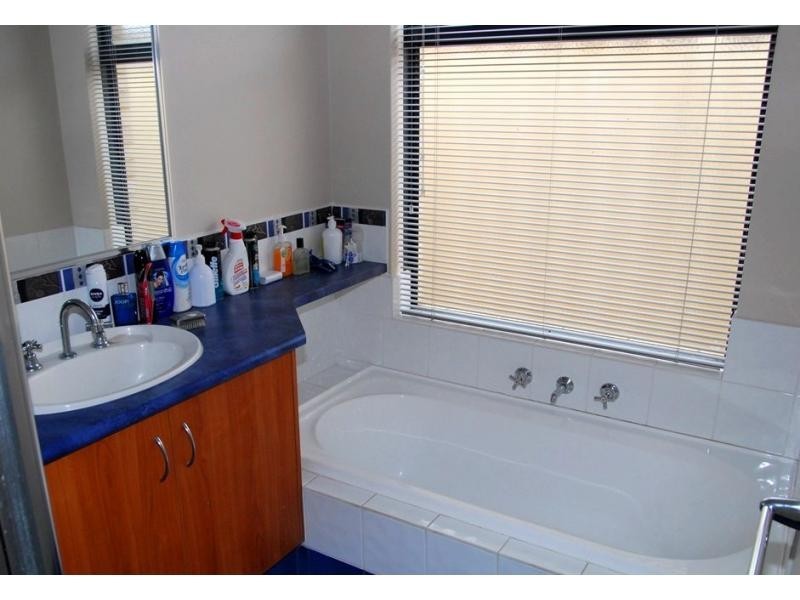 9 Duyfken Way, Dudley Park WA 6210