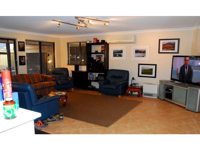 9 Duyfken Way, Dudley Park WA 6210