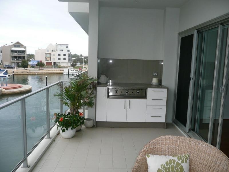 2/7 Veneto Lane, Mandurah WA 6210