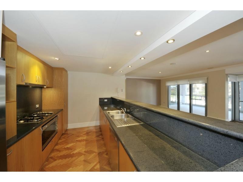 11/1 Breakwater Parade, Mandurah WA 6210