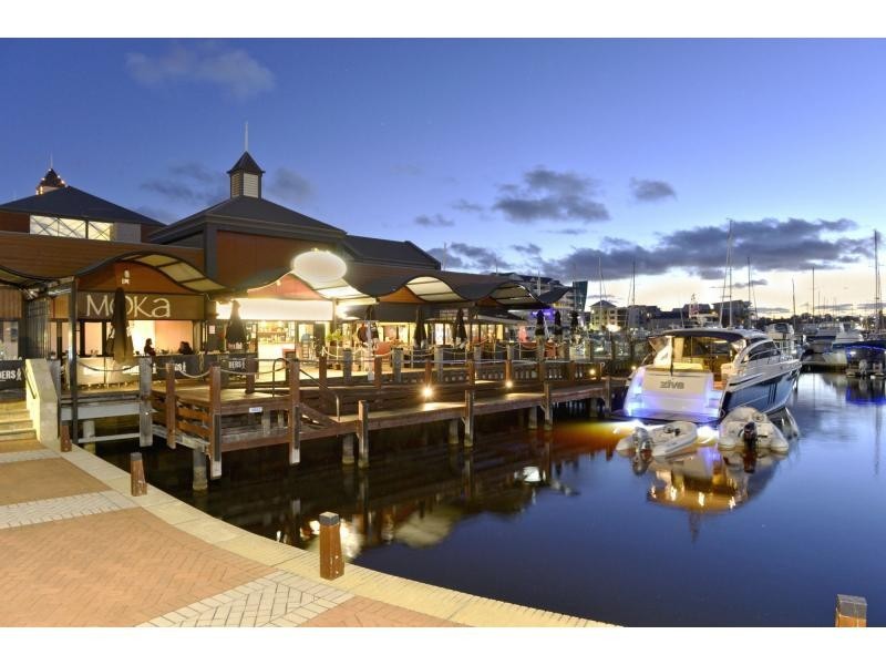 11/1 Breakwater Parade, Mandurah WA 6210