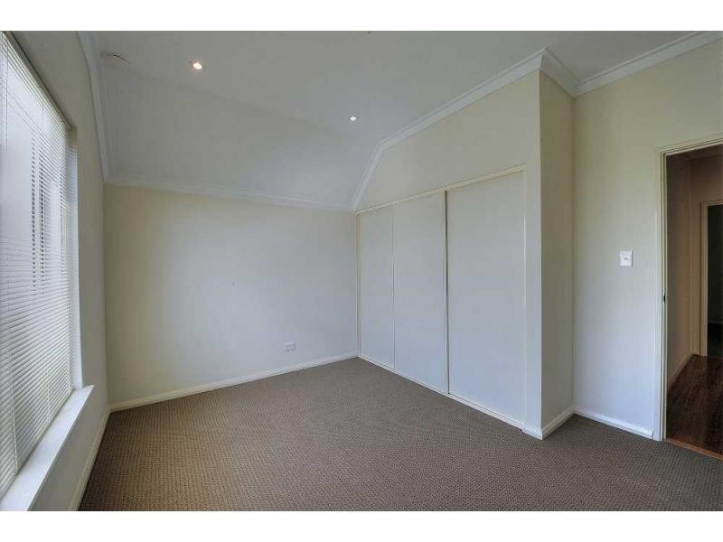 Unit 4/10 Galileo Loop, Mandurah WA 6210