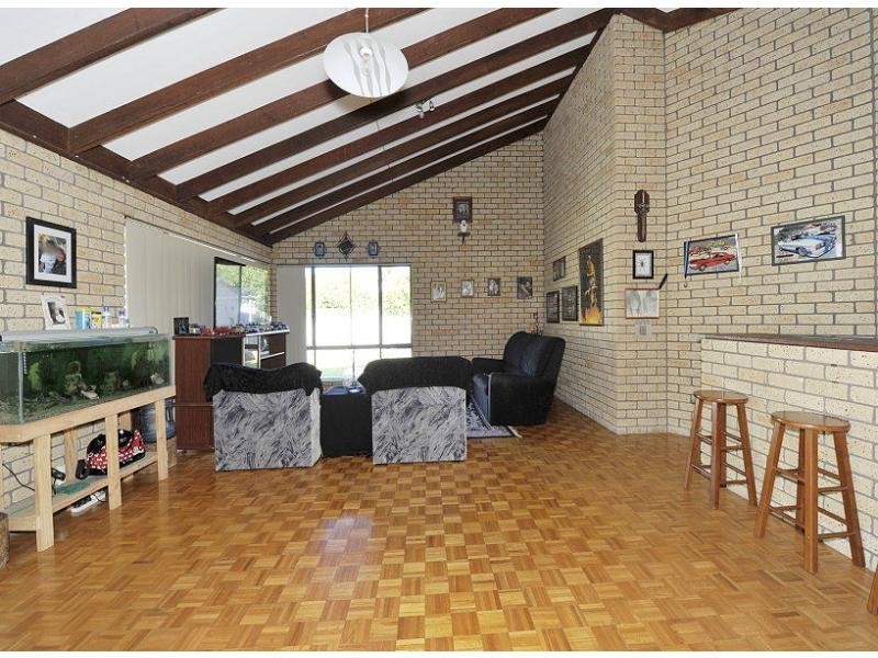 2 Socha Court, Greenfields WA 6210