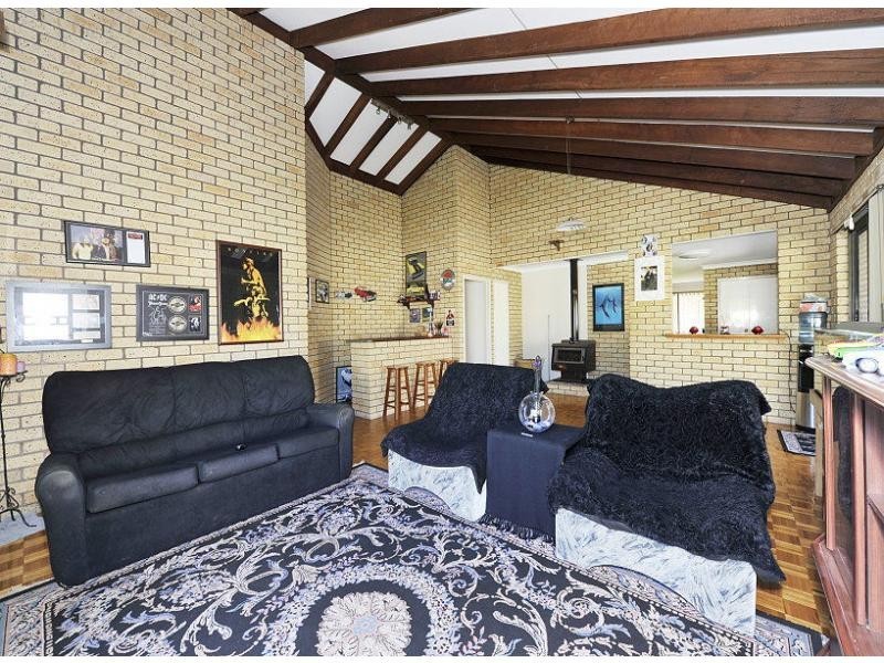 2 Socha Court, Greenfields WA 6210