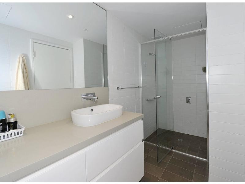 Unit 302/3 Marco Polo Drive, Mandurah WA 6210