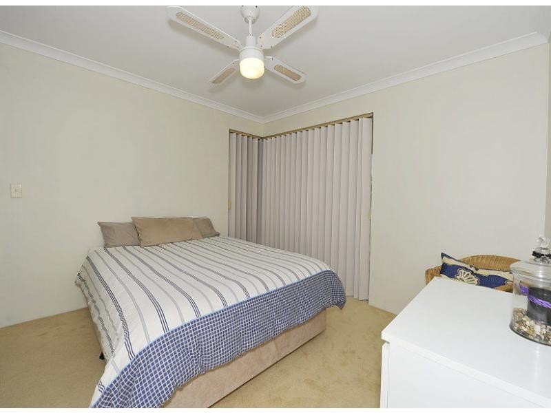 5A Fulmar Place, Halls Head WA 6210