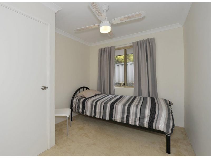 5A Fulmar Place, Halls Head WA 6210