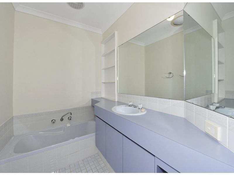 5A Fulmar Place, Halls Head WA 6210