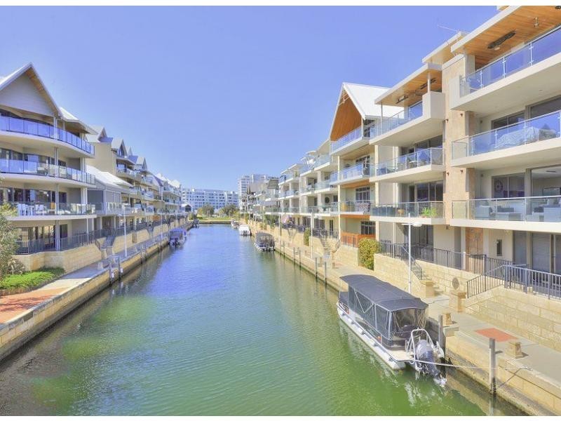 1/22 Treviso Mews, Mandurah WA 6210