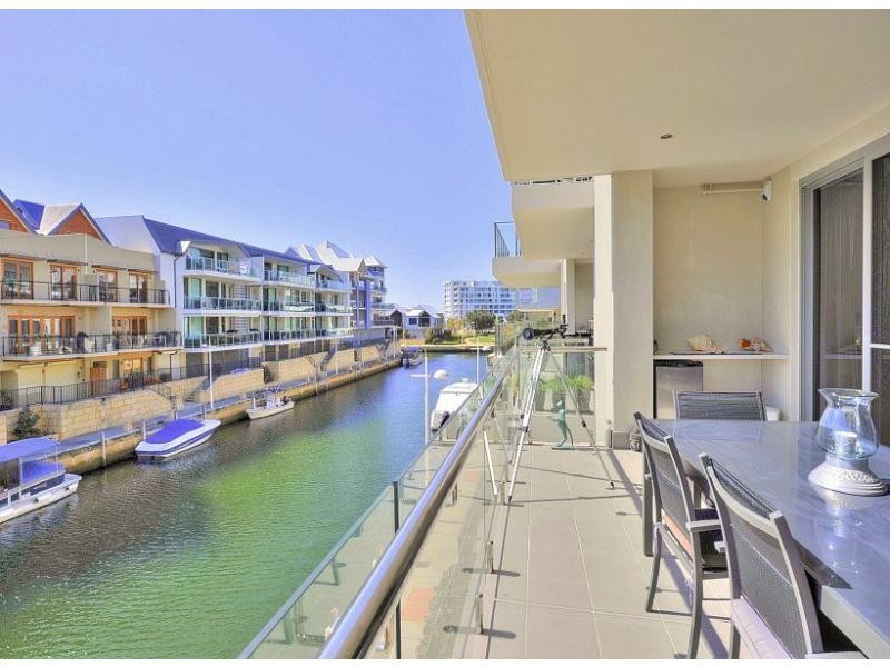 1/22 Treviso Mews, Mandurah WA 6210