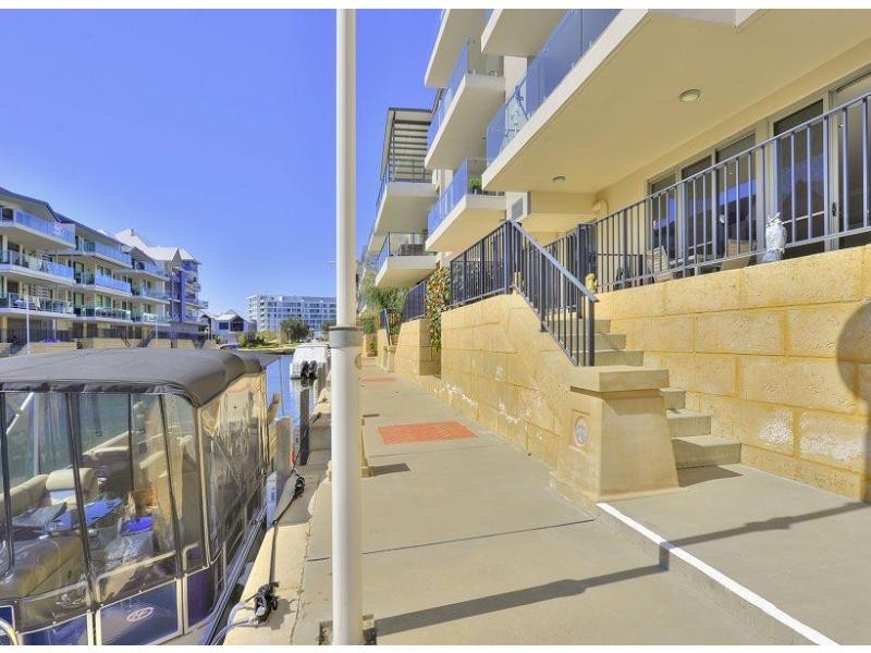 1/22 Treviso Mews, Mandurah WA 6210