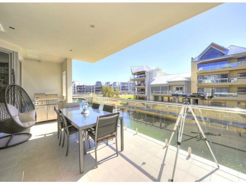 1/22 Treviso Mews, Mandurah WA 6210