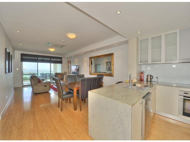 3302/16 Dolphin Drive, Mandurah WA 6210