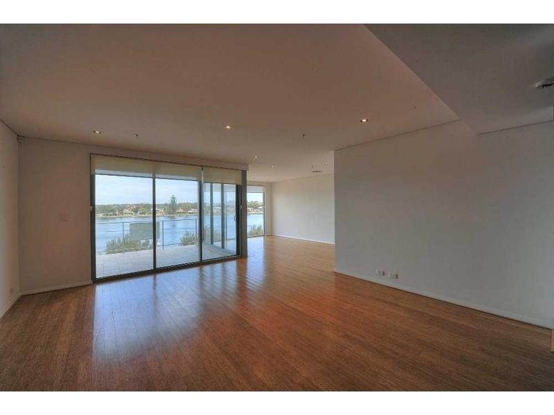 2/7 Galileo Loop, Mandurah WA 6210