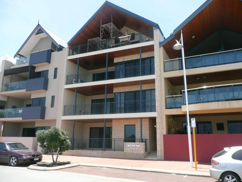 1/20 Spinnaker Quay, Mandurah WA 6210