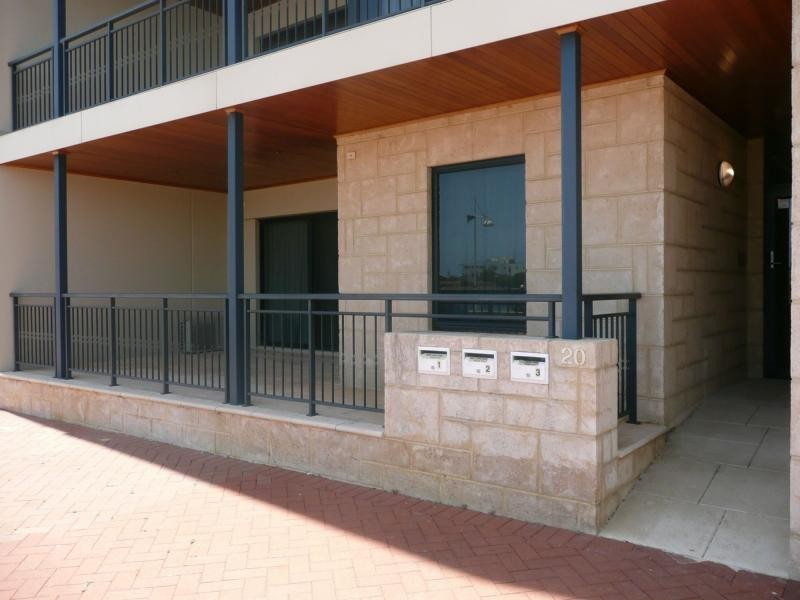 1/20 Spinnaker Quay, Mandurah WA 6210