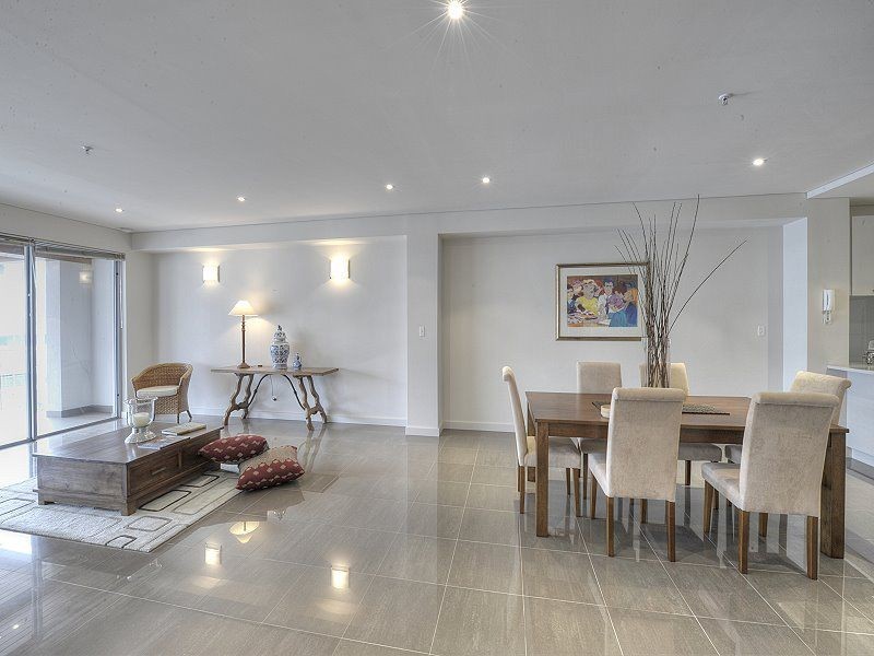 2/12 Torcello Mews, Mandurah WA 6210