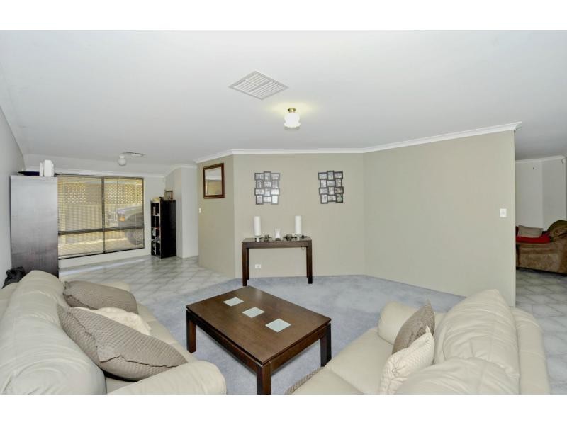 27 Crawford Street, Mandurah WA 6210