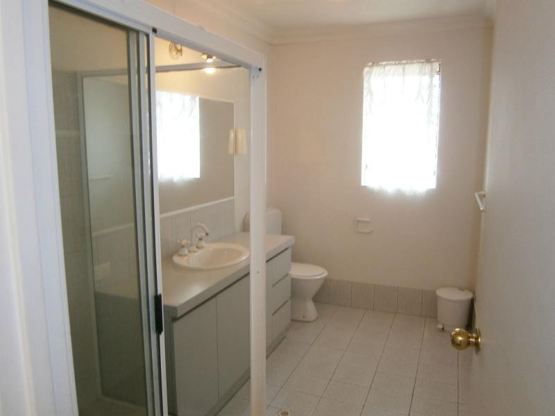 22 Warren Place, Dudley Park WA 6210