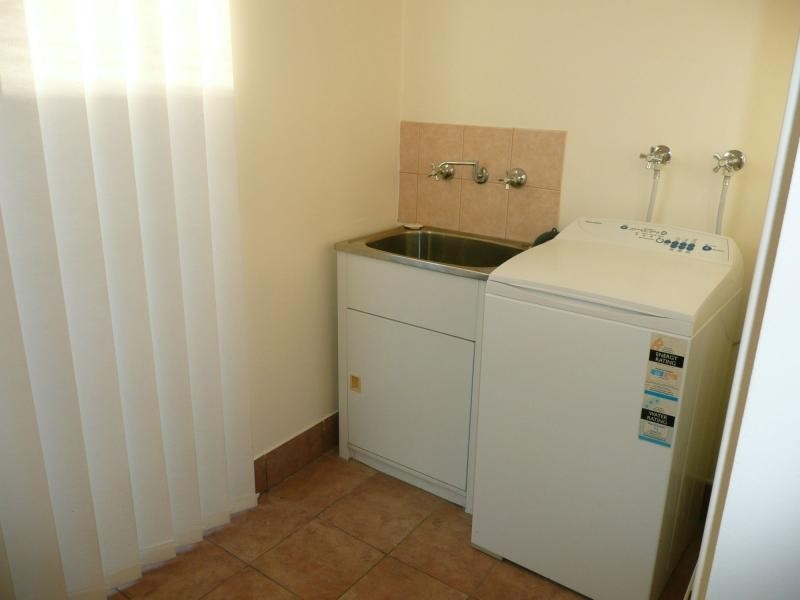 11 Reynolds Avenue, Greenfields WA 6210