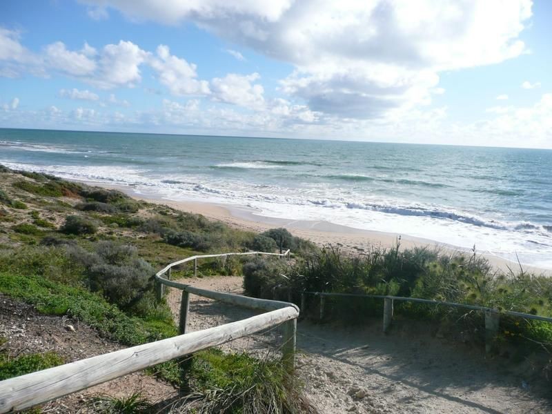 12/35b Halls Head Parade, Halls Head WA 6210