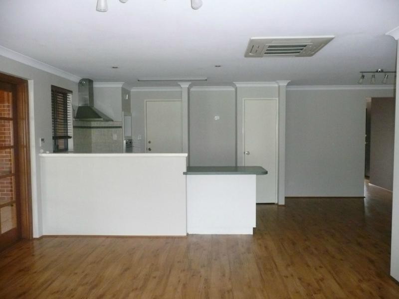 4/10 Bedingfeld Road, Greenfields WA 6210