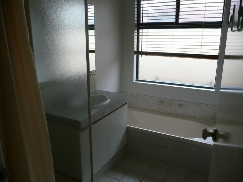 4/10 Bedingfeld Road, Greenfields WA 6210