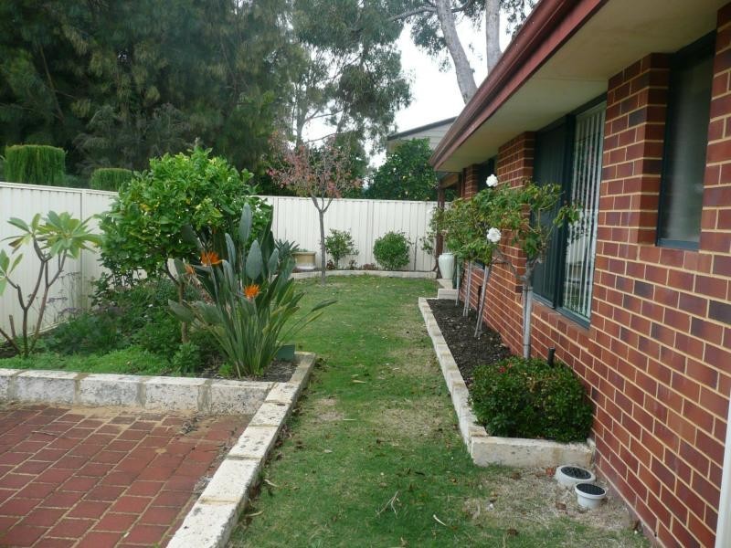 4/10 Bedingfeld Road, Greenfields WA 6210