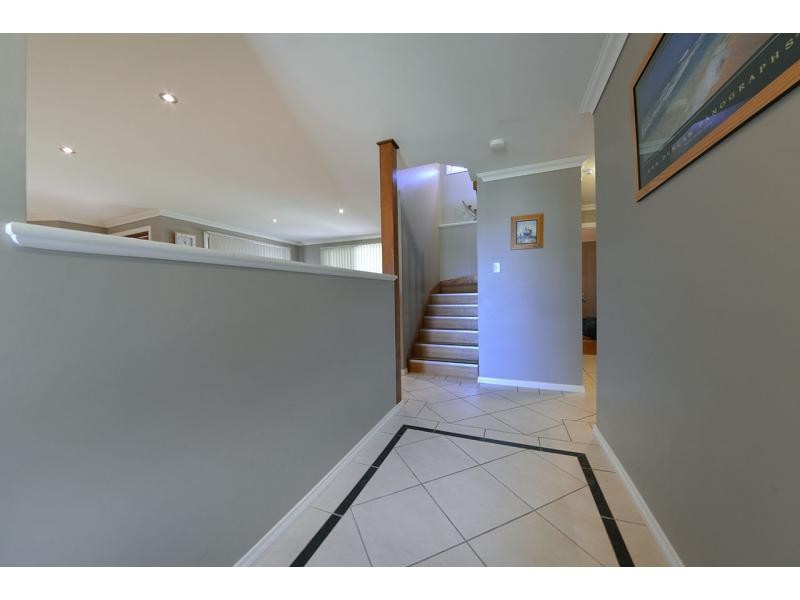 8 Podman Turn, Madora Bay WA 6210