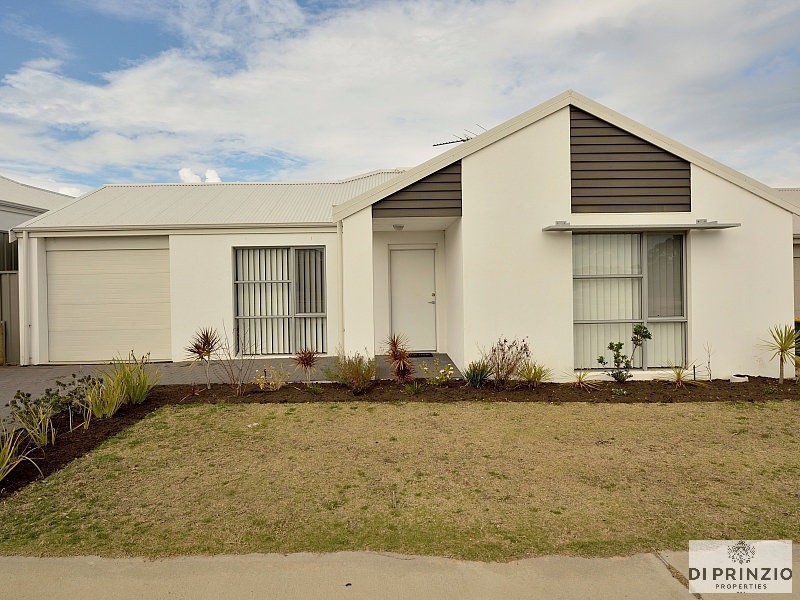 30 Bellerive Pass, Meadow Springs WA 6210