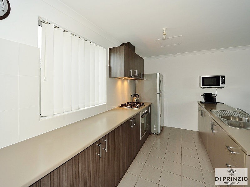 30 Bellerive Pass, Meadow Springs WA 6210