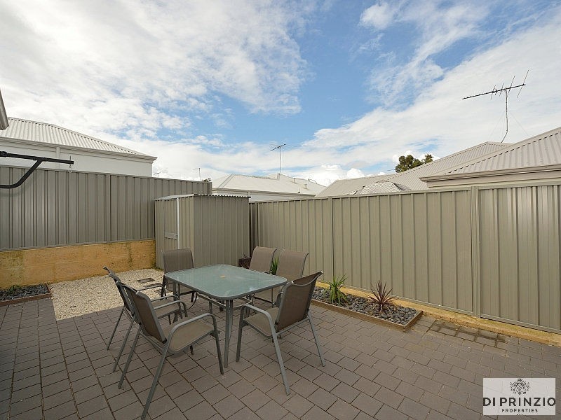30 Bellerive Pass, Meadow Springs WA 6210
