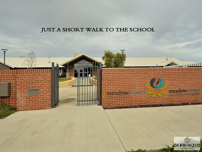 30 Bellerive Pass, Meadow Springs WA 6210