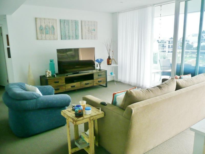 Unit 405/5 Marco Polo Drive, Mandurah WA 6210